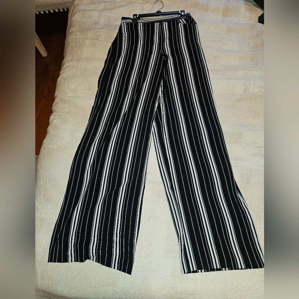 Wide Leg Striped Pants